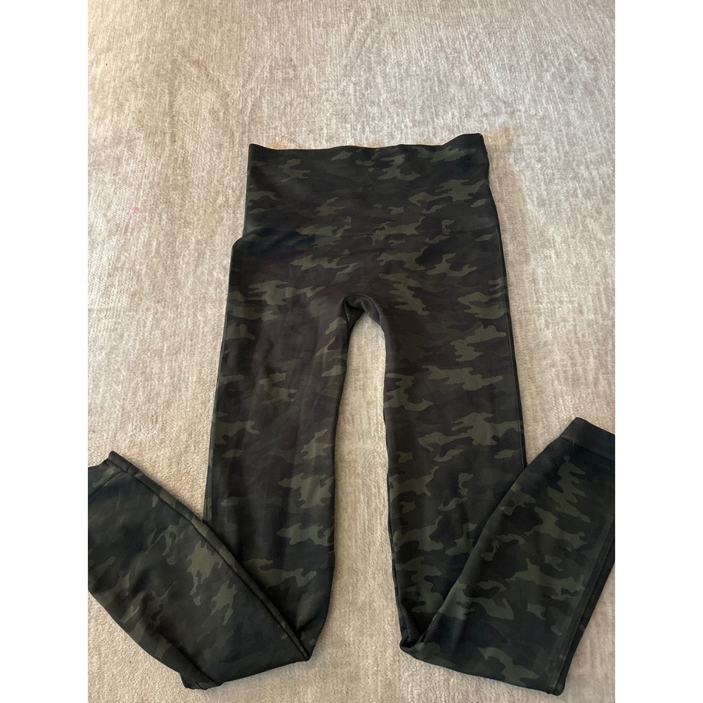 Spanx Look at Me Now Seamless Leggings Green Camo High Waist Large L‎